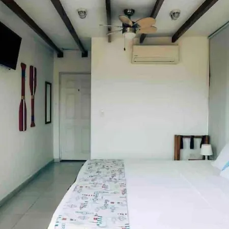 Сasa de vacaciones House In The Historic Center *